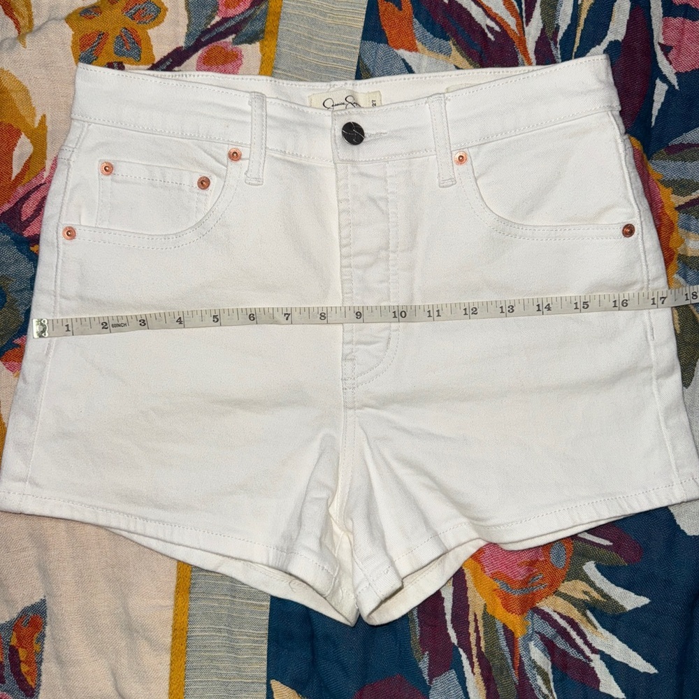 Jessica Simpson High Rise White Denim Mini Shorts with Button Fly, size 4 - Picture 5 of 9